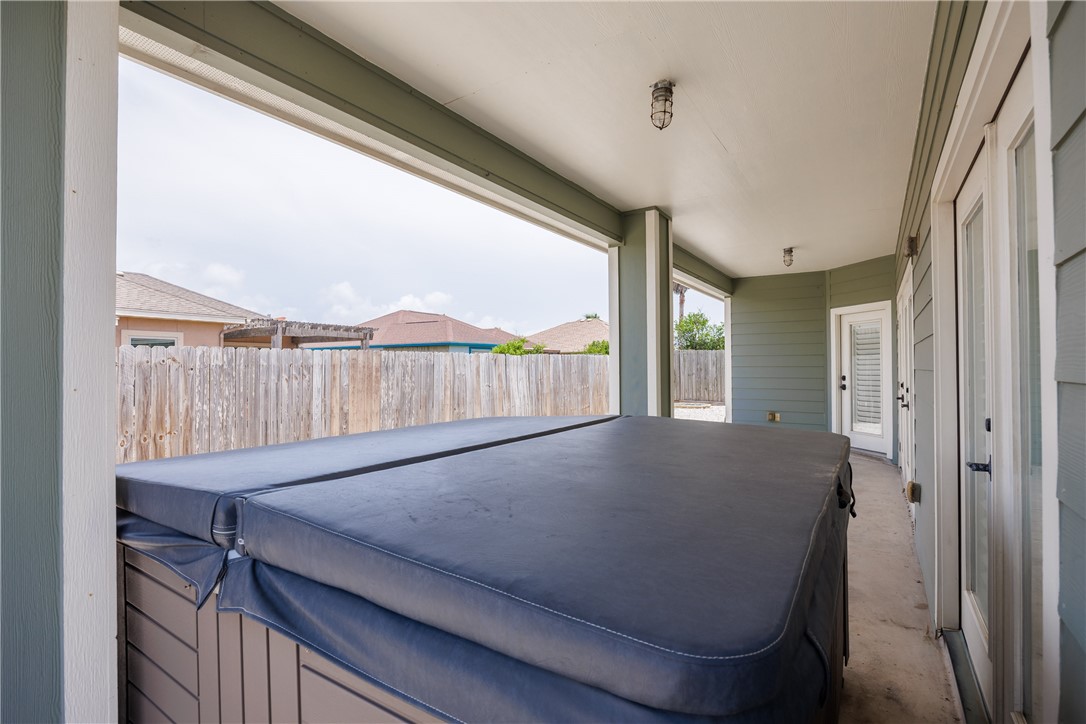 16045 Treebine Drive Corpus Christi TX 78418