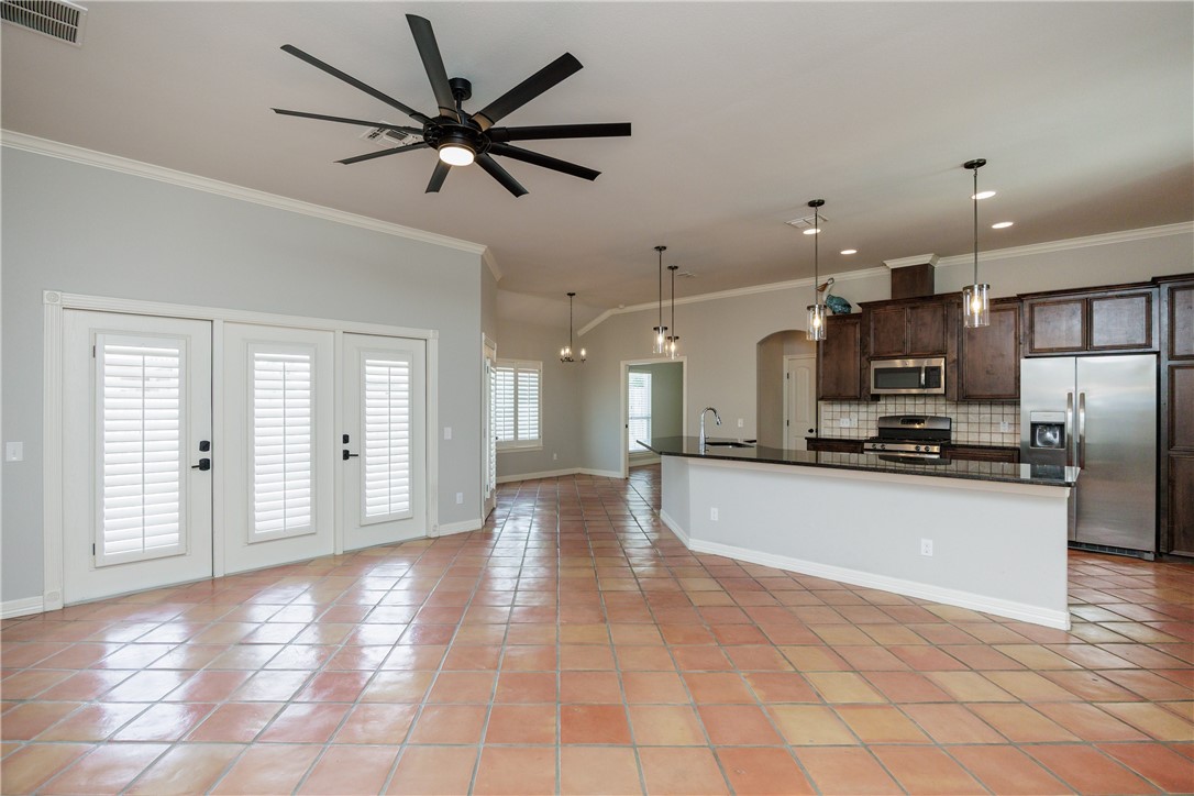 16045 Treebine Drive Corpus Christi TX 78418