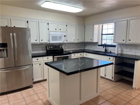 402 Santa Maria Avenue San Diego TX 78384
