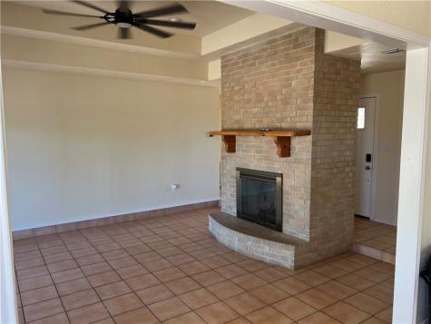 402 Santa Maria Avenue San Diego TX 78384