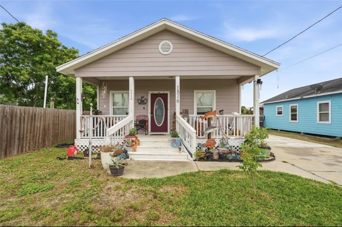 1816 Highway 35 S Rockport TX 78382