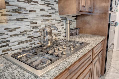 7513 S Lake Drive Corpus Christi TX 78414