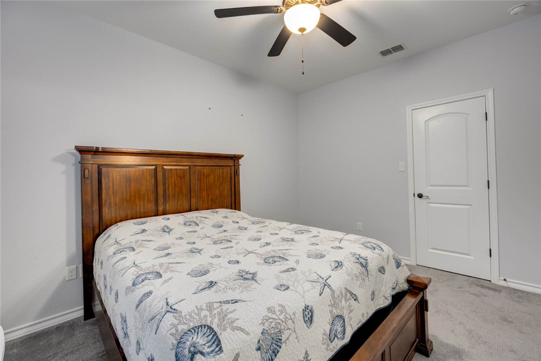 7513 S Lake Drive Corpus Christi TX 78414