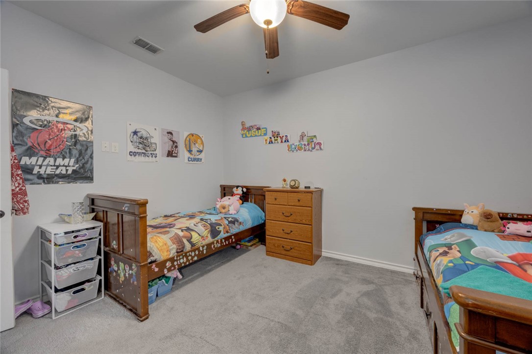7513 S Lake Drive Corpus Christi TX 78414