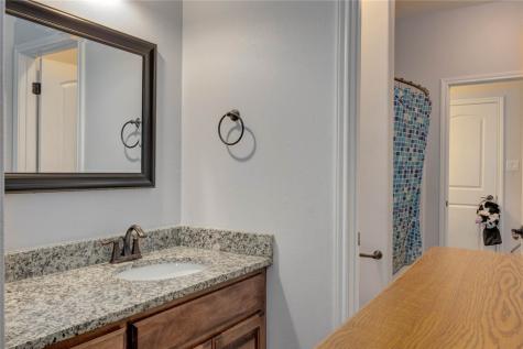7513 S Lake Drive Corpus Christi TX 78414