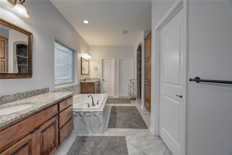 7513 S Lake Drive Corpus Christi TX 78414