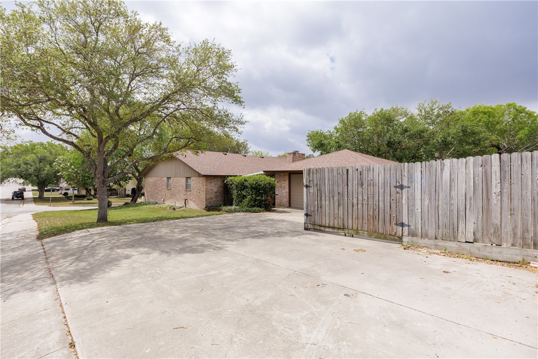 3101 Fair Oaks Drive Corpus Christi TX 78410