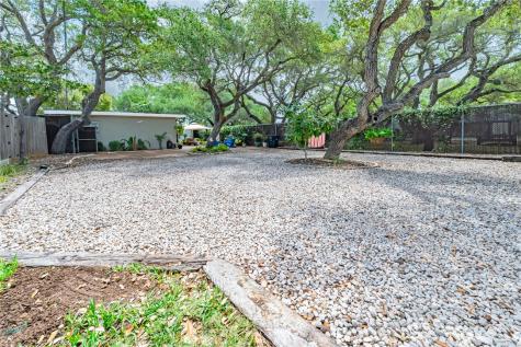 102 S 7th Street Fulton TX 78358