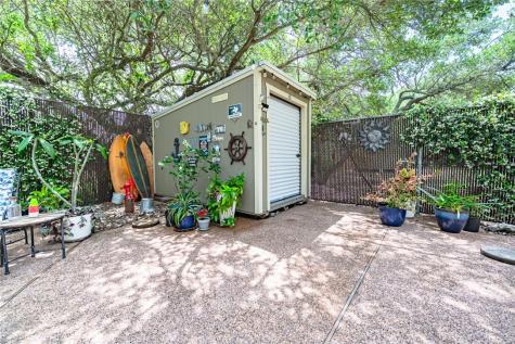 102 S 7th Street Fulton TX 78358