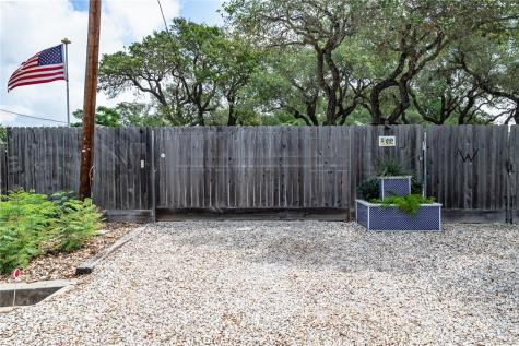 102 S 7th Street Fulton TX 78358