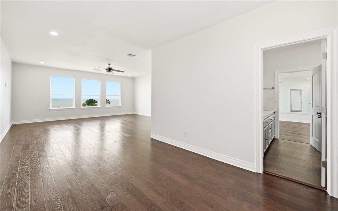 3001 Ocean Drive Corpus Christi TX 78404