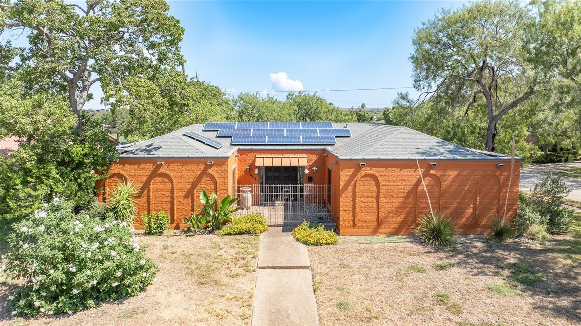 402 Sharon Drive Corpus Christi TX 78412