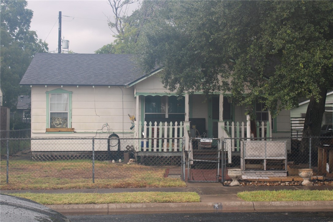 2117 Hudson Street Corpus Christi TX 78416