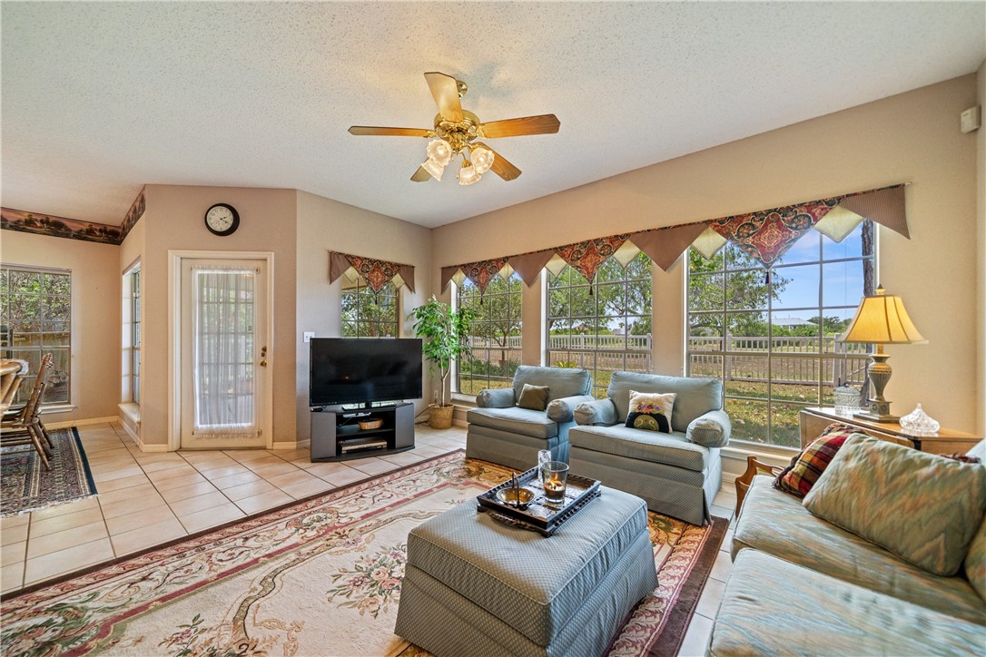 7909 Etienne Drive Corpus Christi TX 78414