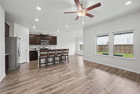 138 Donegal Street Sinton TX 78387
