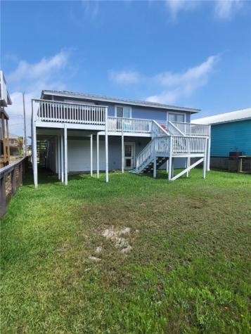 1016 S Magnolia Street Rockport TX 78382