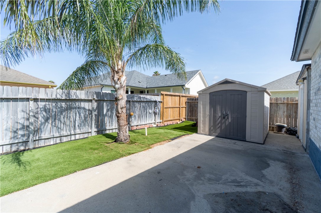 15225 Barataria Drive Corpus Christi TX 78418
