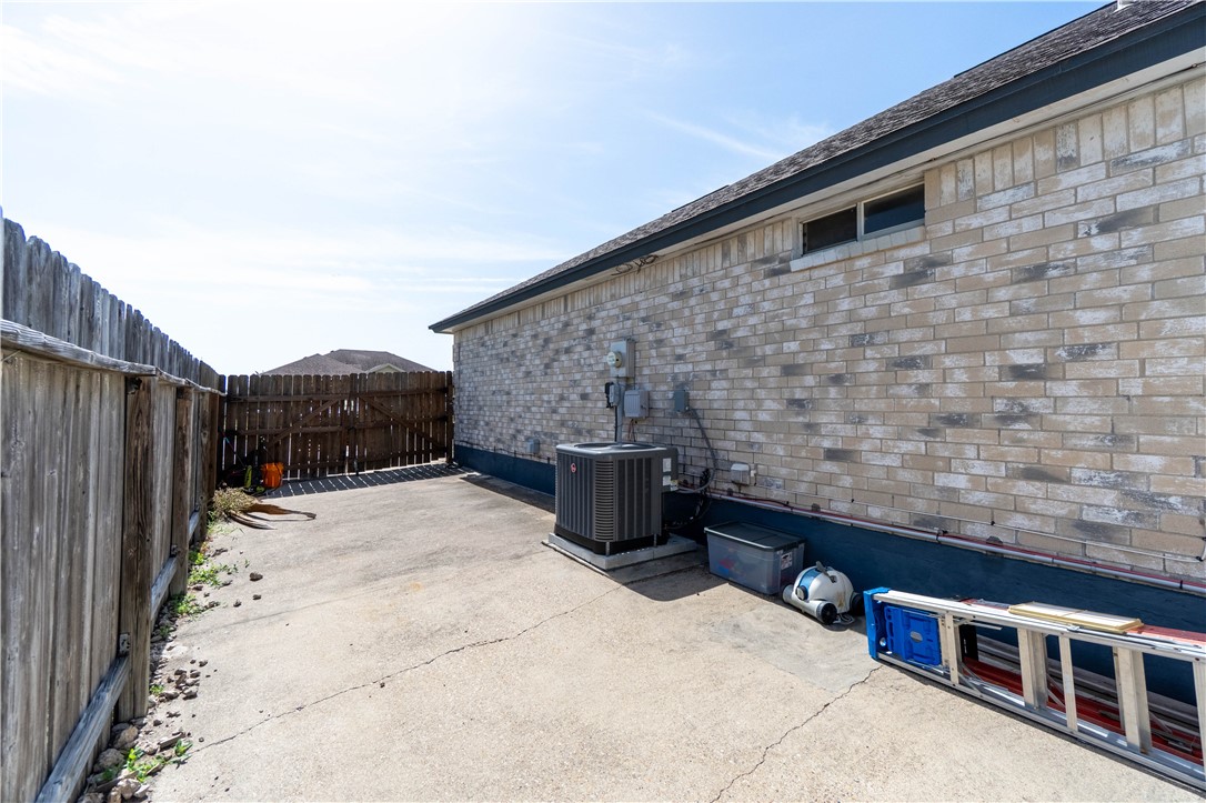 15225 Barataria Drive Corpus Christi TX 78418