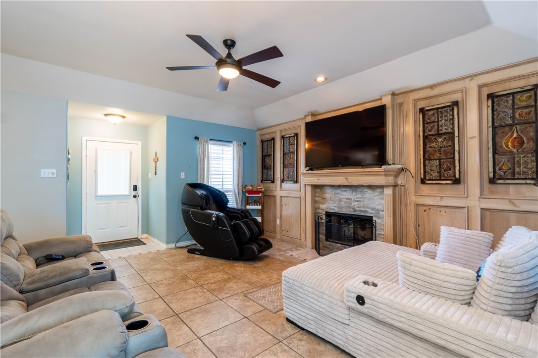 15225 Barataria Drive Corpus Christi TX 78418