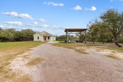 1818 16th Street Rockport TX 78382