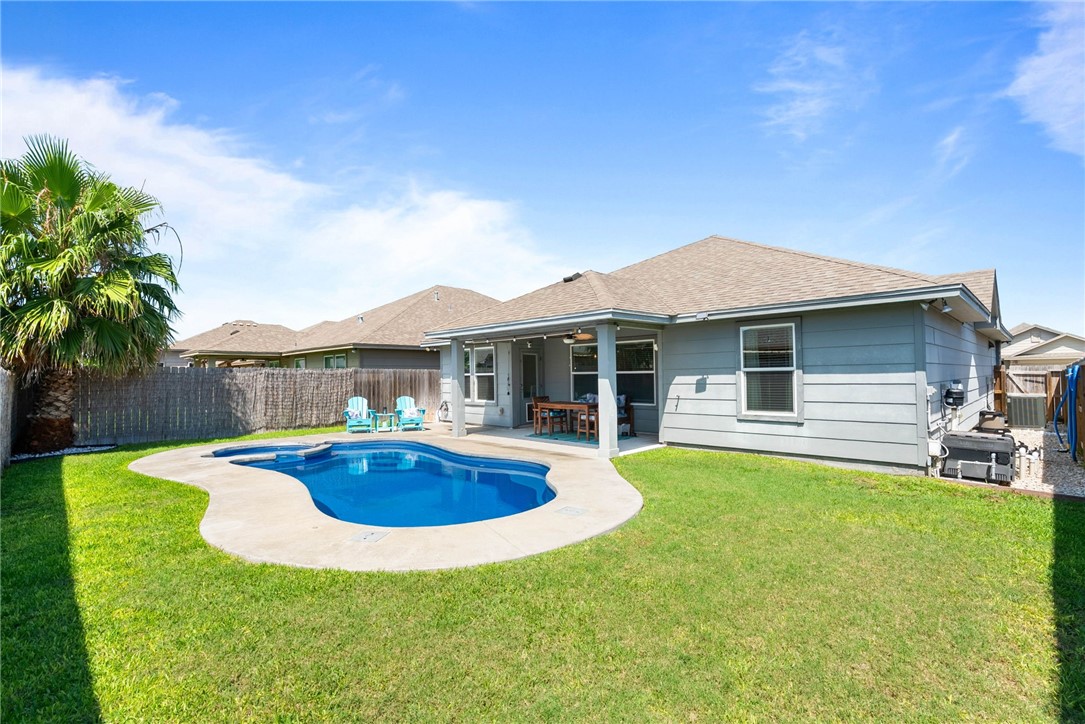 2201 Spoonbill Drive Corpus Christi TX 78414