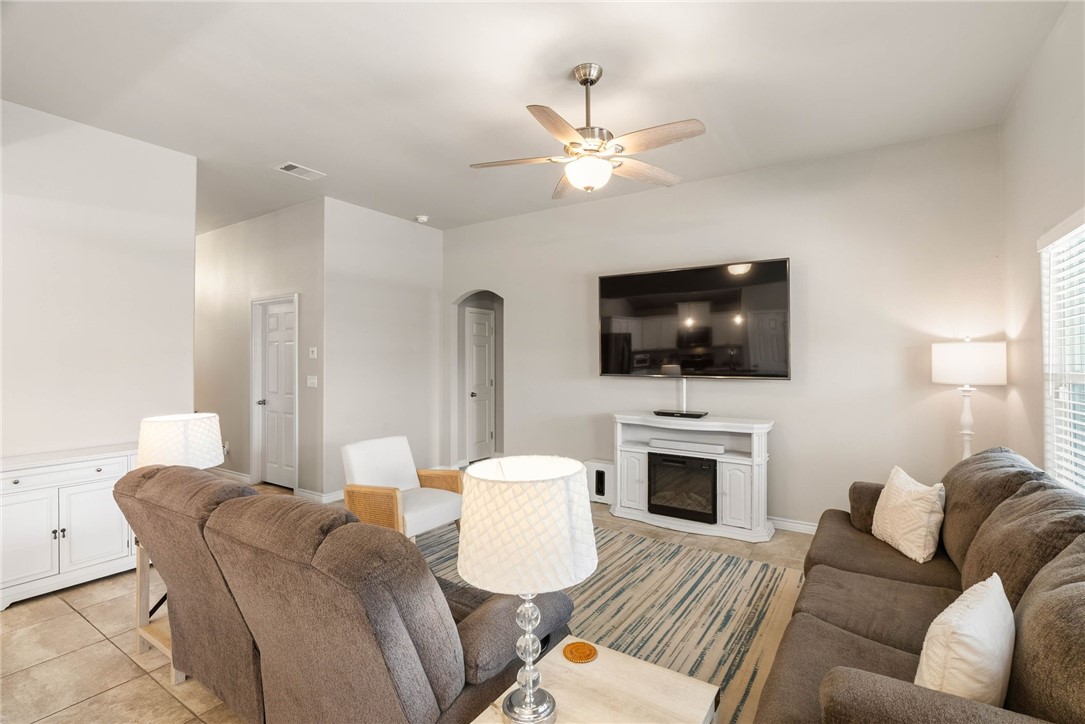2201 Spoonbill Drive Corpus Christi TX 78414