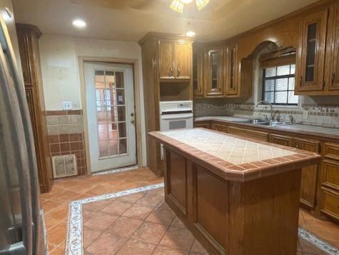 406 E Kohler Street Hebbronville TX 78361