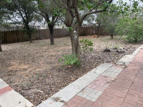 406 E Kohler Street Hebbronville TX 78361
