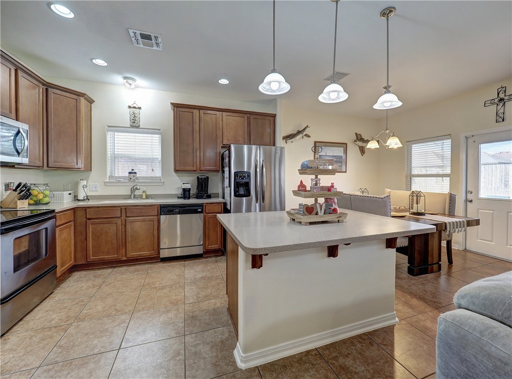 7025 Saar Court Corpus Christi TX 78414