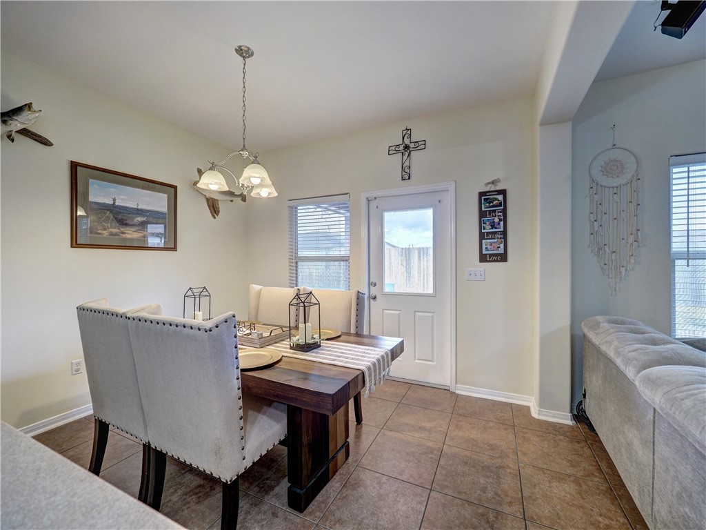 7025 Saar Court Corpus Christi TX 78414