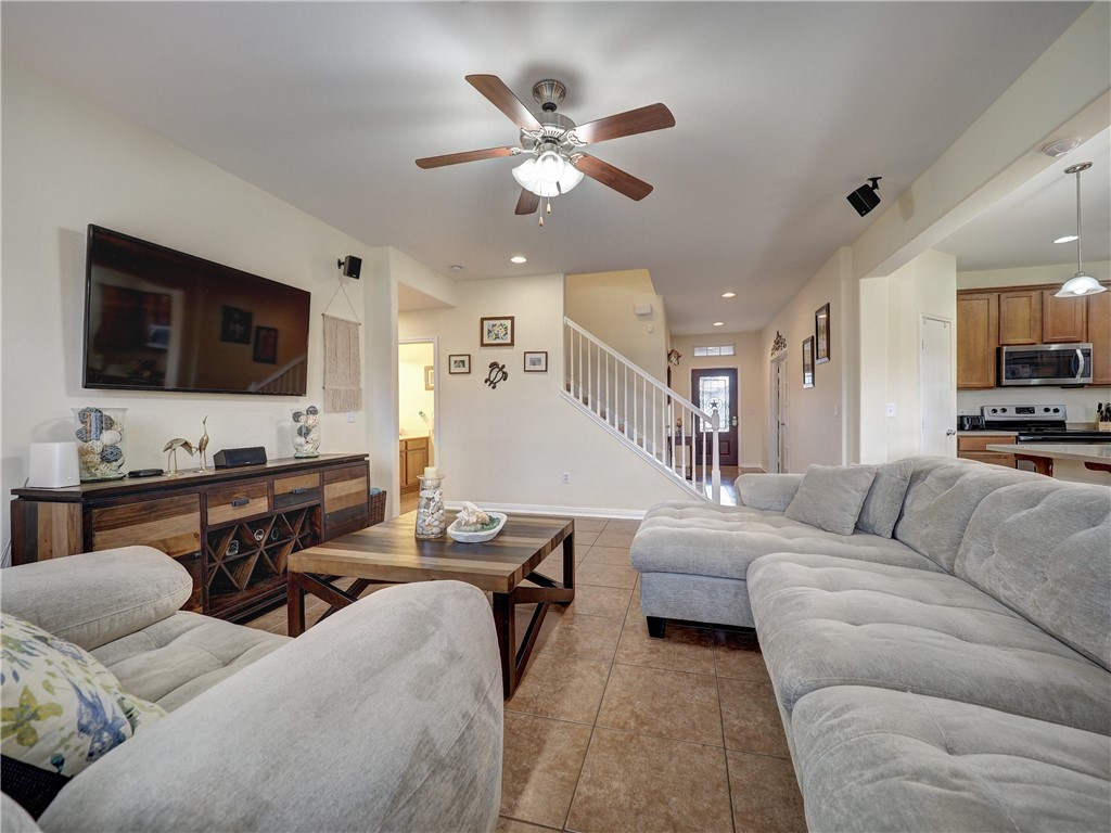 7025 Saar Court Corpus Christi TX 78414