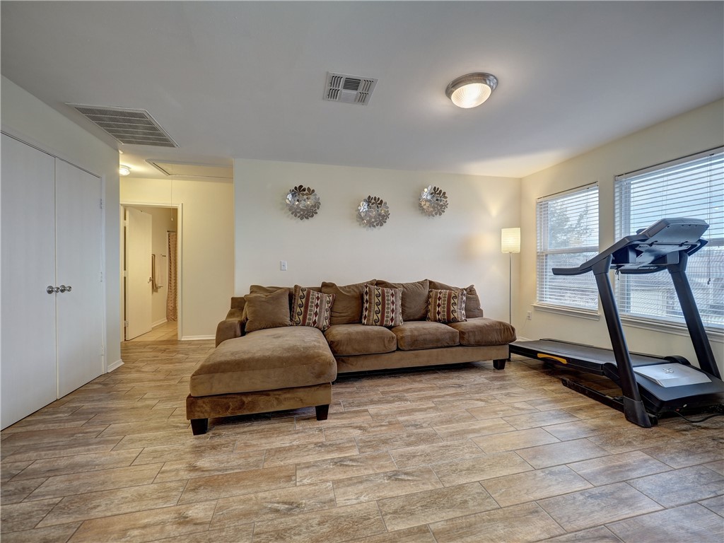 7025 Saar Court Corpus Christi TX 78414