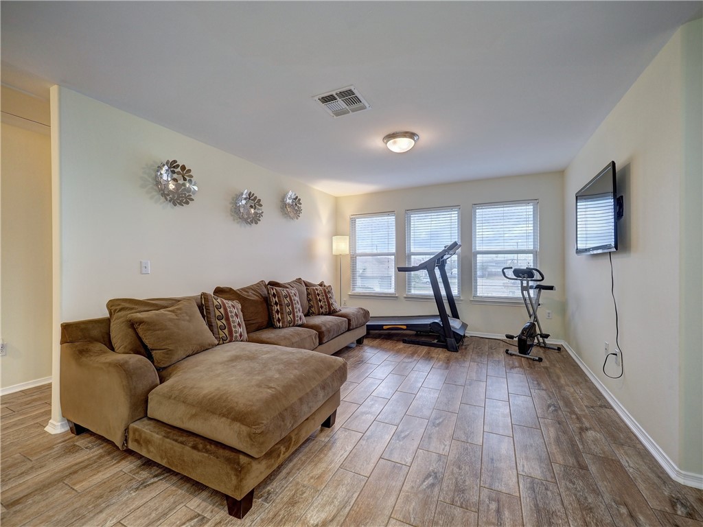 7025 Saar Court Corpus Christi TX 78414