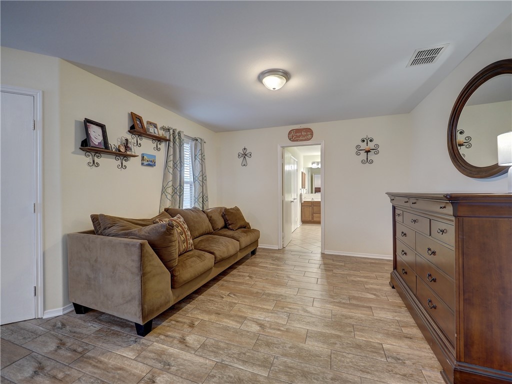 7025 Saar Court Corpus Christi TX 78414