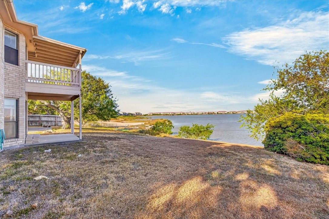 1006 Harbor Village Drive Corpus Christi TX 78412