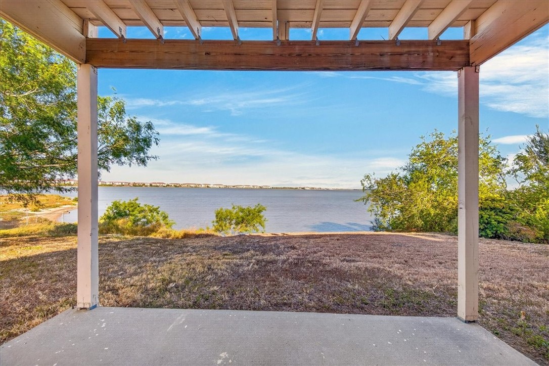 1006 Harbor Village Drive Corpus Christi TX 78412