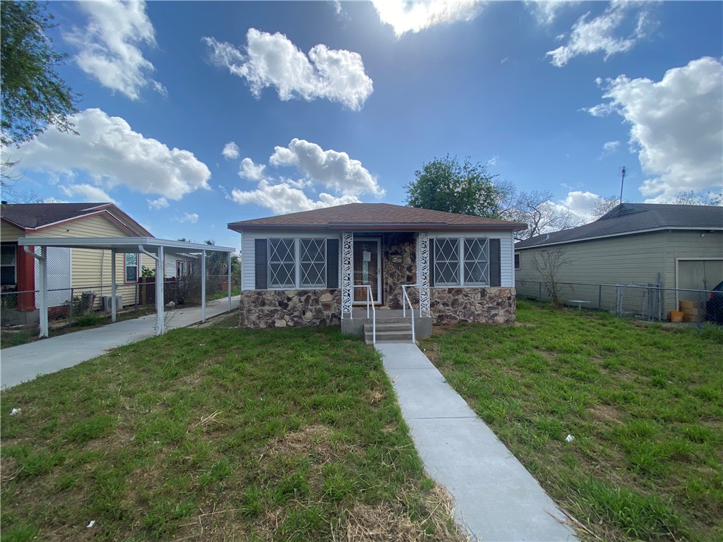 1002 Nandina Drive Corpus Christi TX 78408