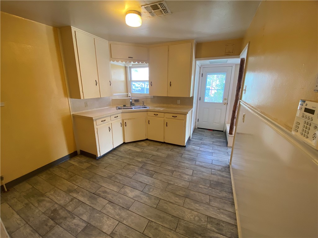 1002 Nandina Drive Corpus Christi TX 78408