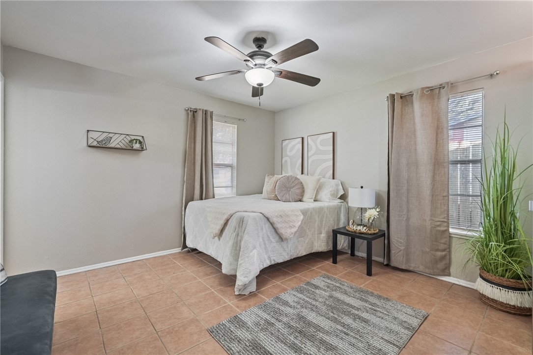 225 Hialeah Drive Corpus Christi TX 78418