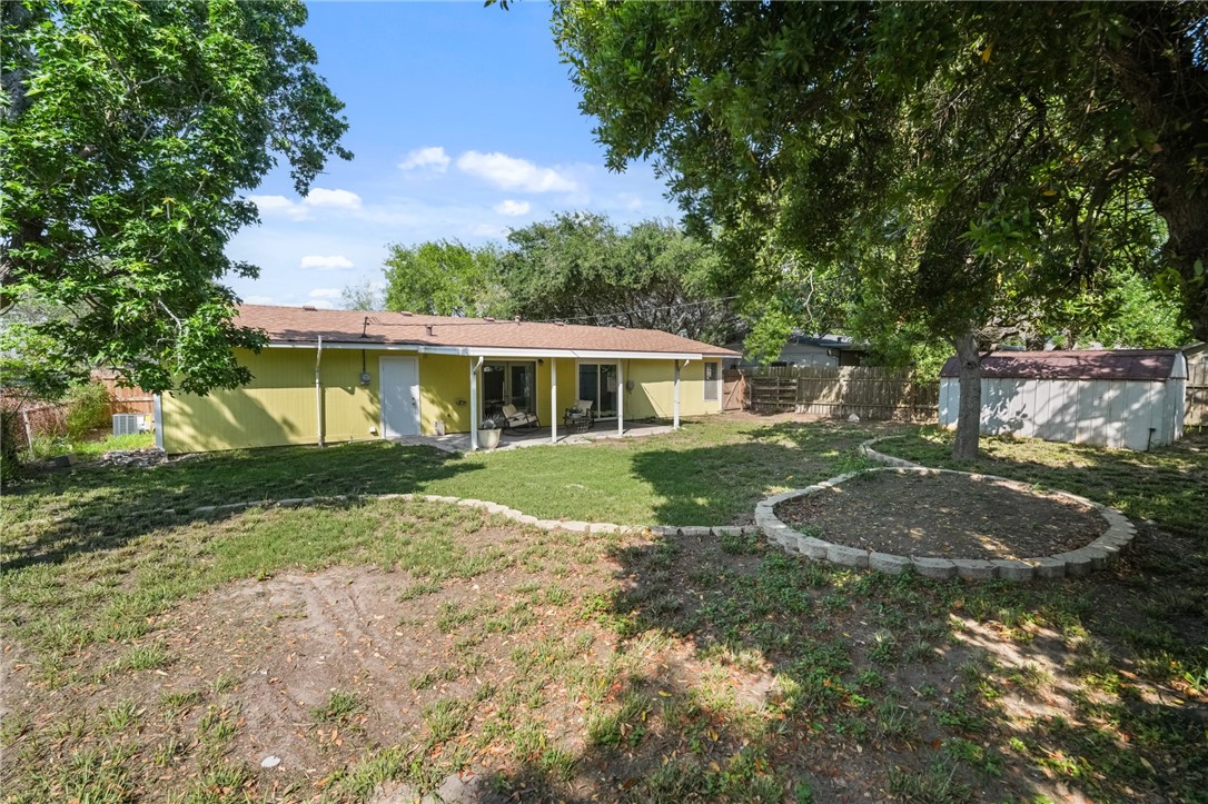 225 Hialeah Drive Corpus Christi TX 78418