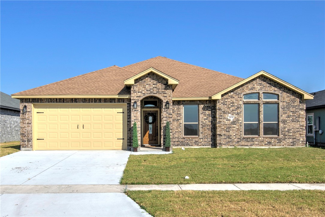 102 Meadowbrook Drive Odem TX 78370