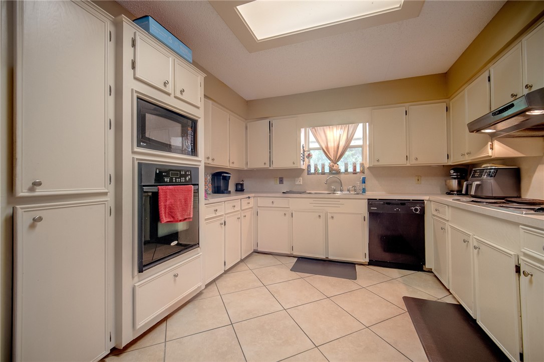 4305 Lavaca River Court Corpus Christi TX 78410