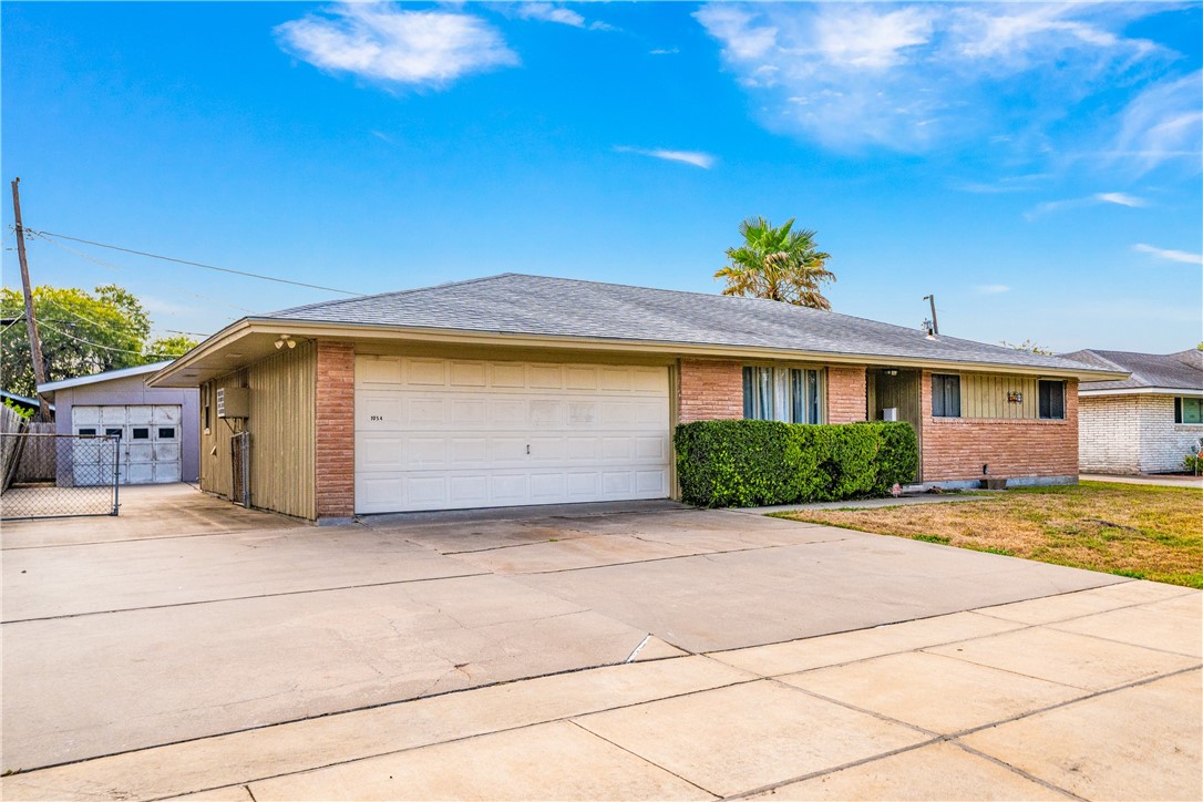 1054 Brock Drive Corpus Christi TX 78412