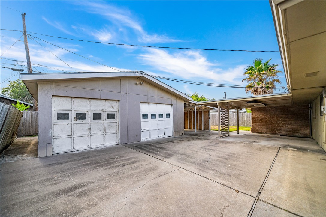 1054 Brock Drive Corpus Christi TX 78412