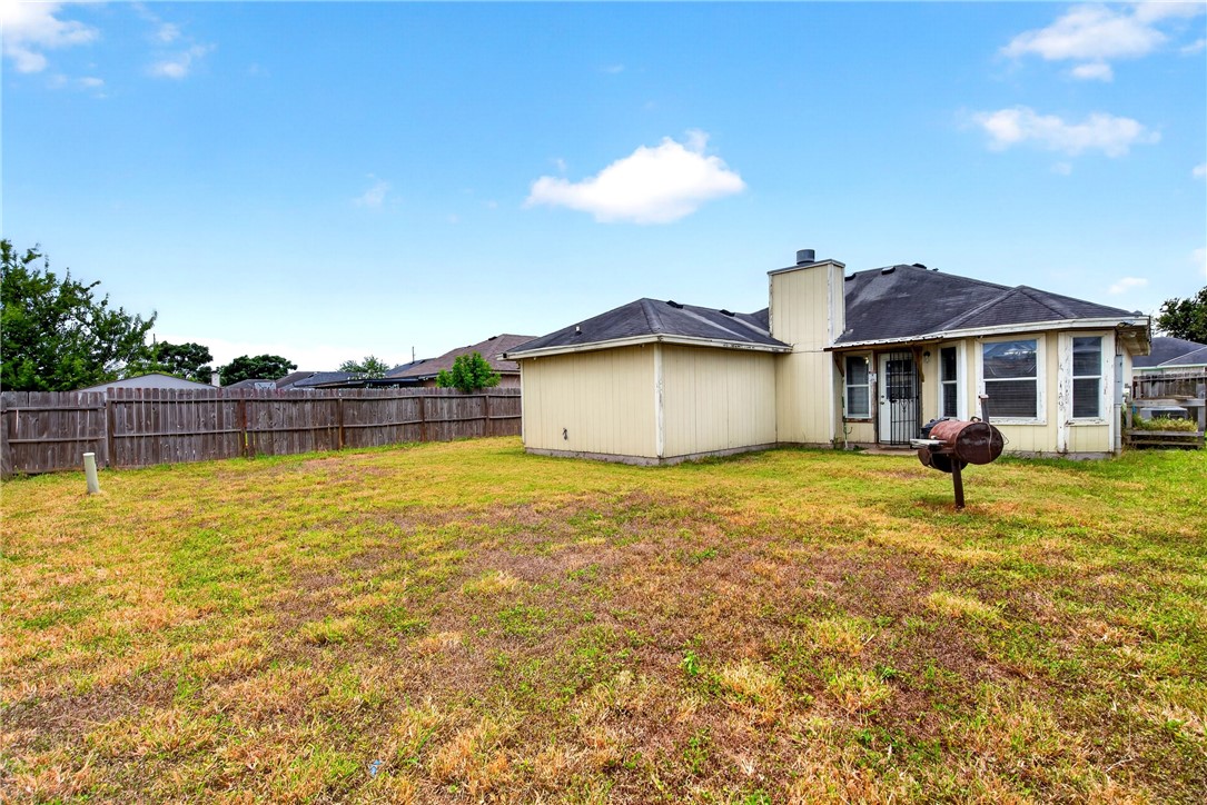 5742 Skylark Drive Corpus Christi TX 78408
