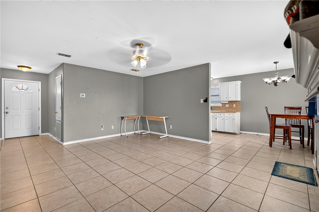 5742 Skylark Drive Corpus Christi TX 78408