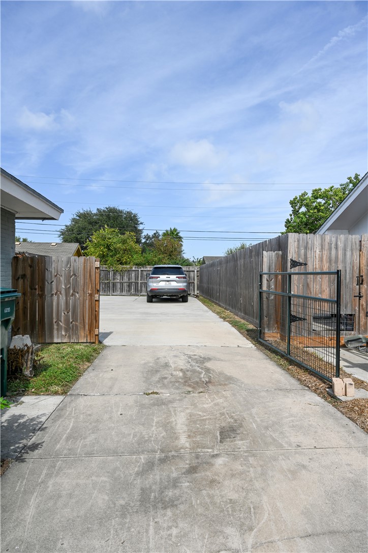 4702 Cobblestone Corpus Christi TX 78411