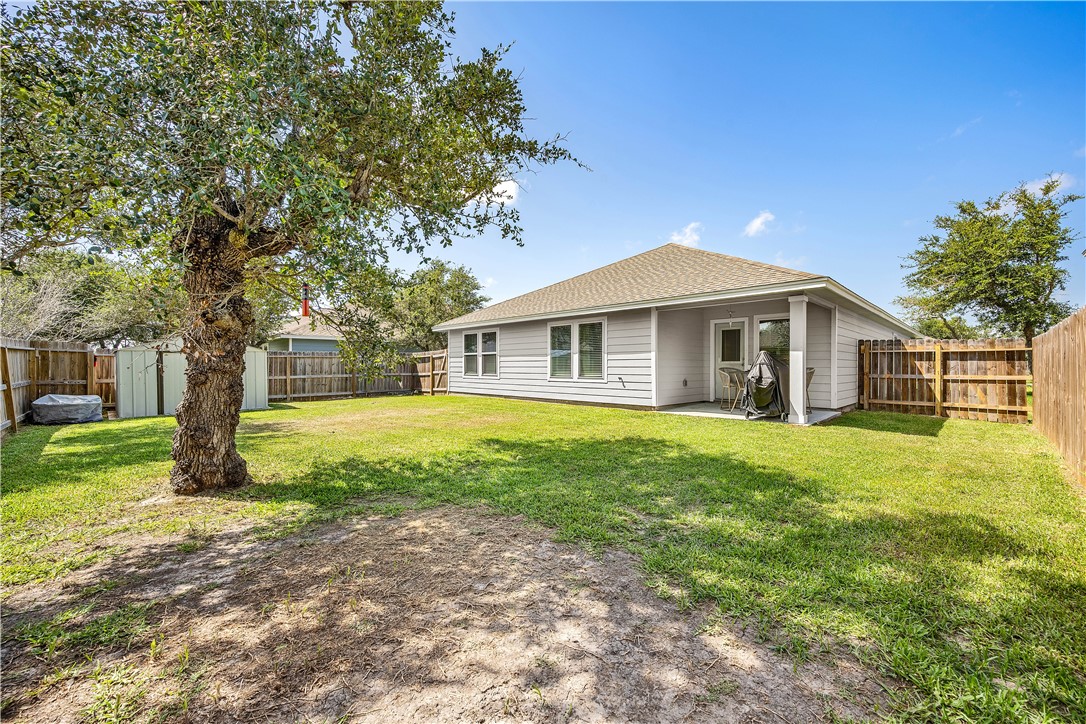 121 Antigua Drive Rockport TX 78382