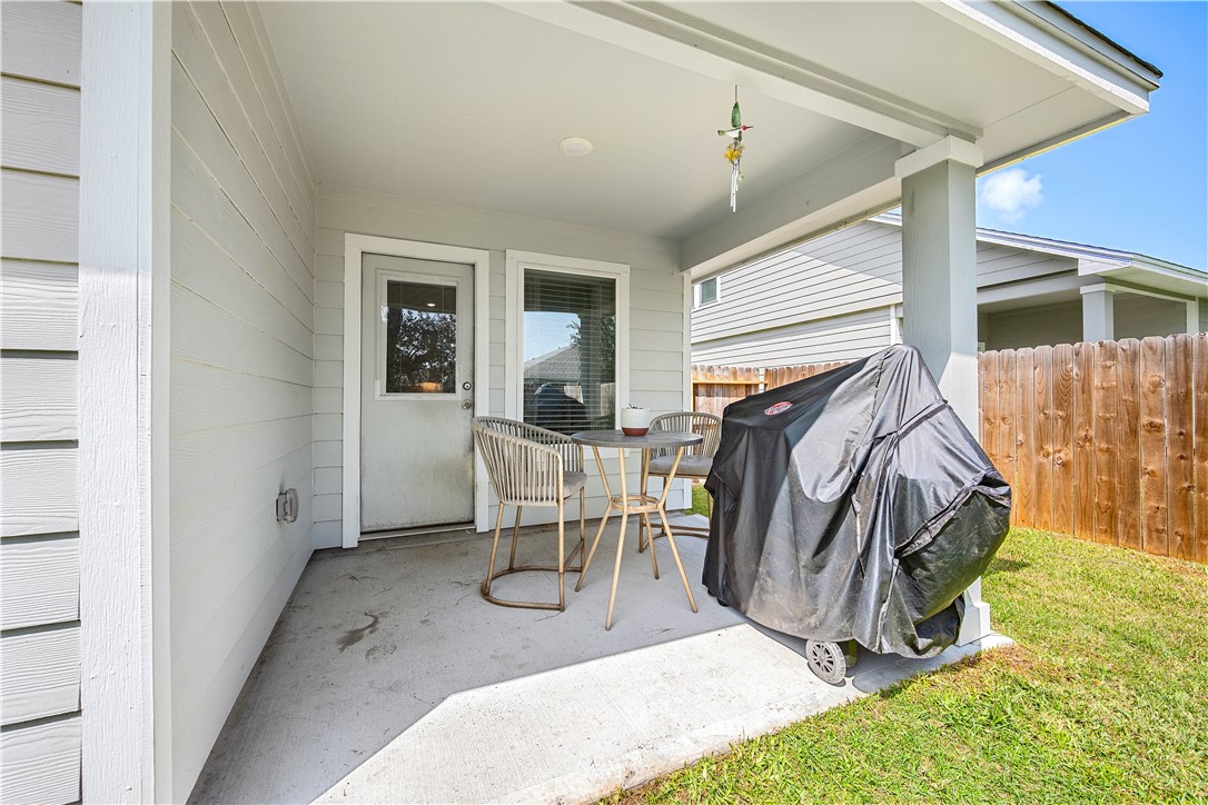 121 Antigua Drive Rockport TX 78382