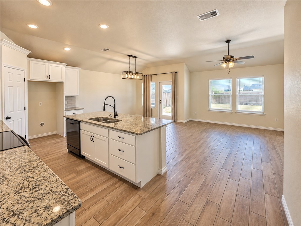 9542 English Oak Drive Corpus Christi TX 78410